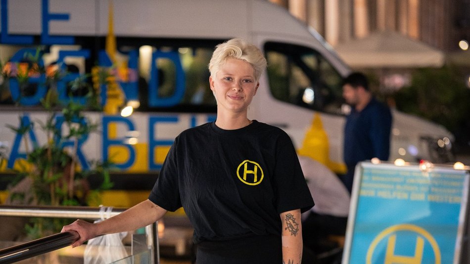 Bild zeigt Stella bei einer Aktion