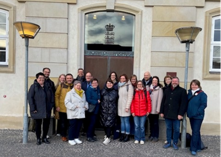Gruppenbild einer Reise mit ReferentInnen der Diakonie Württemberg ins Ausland.